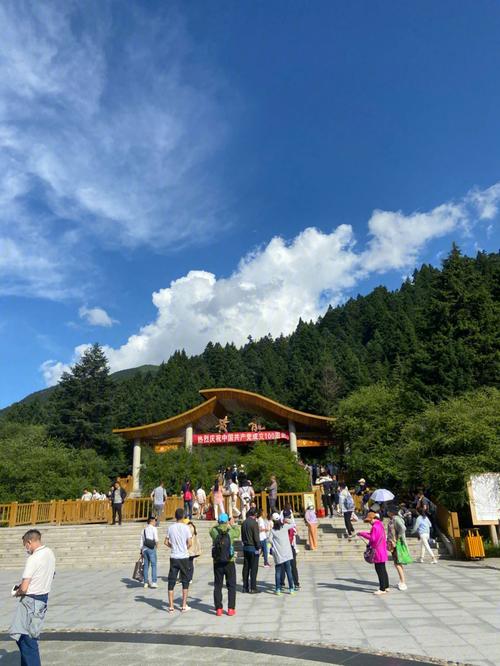 景区什么生意好做景区座椅林芝桃花节期间部分游客吐槽景区乱收费，管理混乱，你怎么看 产品